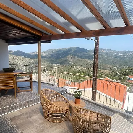 House Of Light, Mountain Retreat
